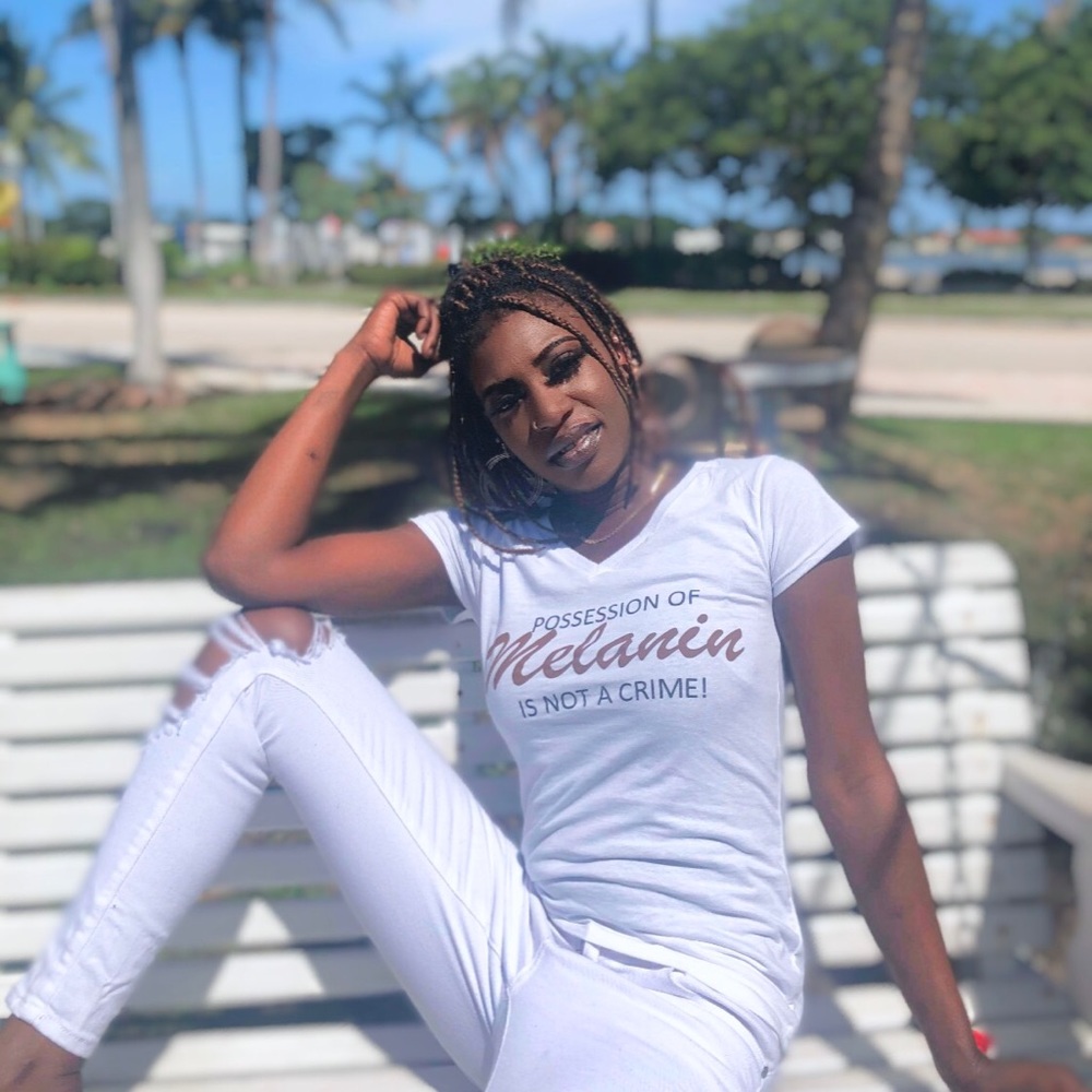 Melanin Drip T-shirt Round neck